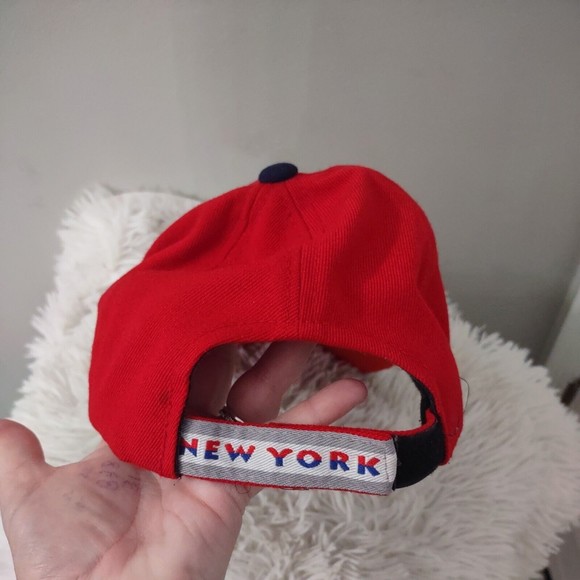 New York City Adult Embroidered Red Baseball Cap Hat Adjustable - Picture 4 of 7